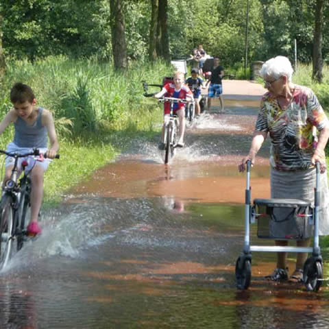 foto van overlast voor kinderen en ouderen